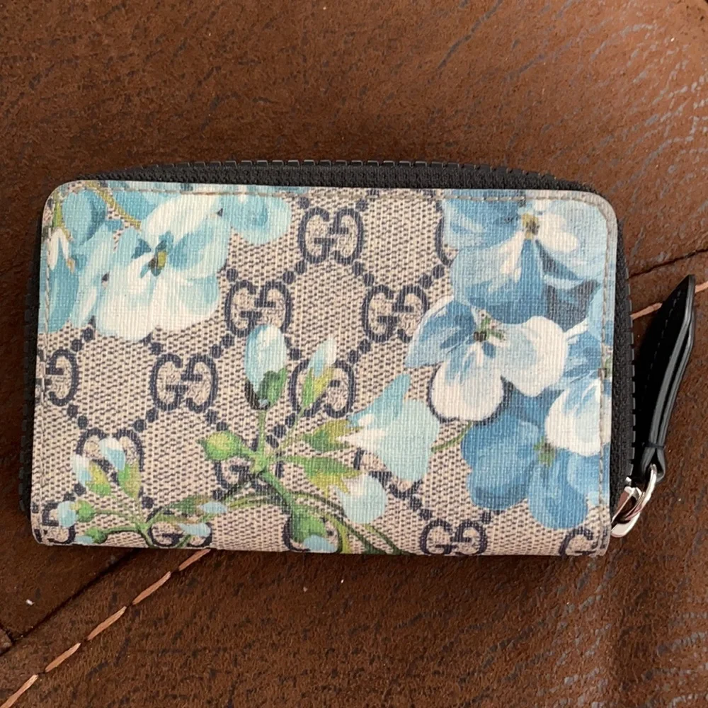 GUCCI IN BLOOM